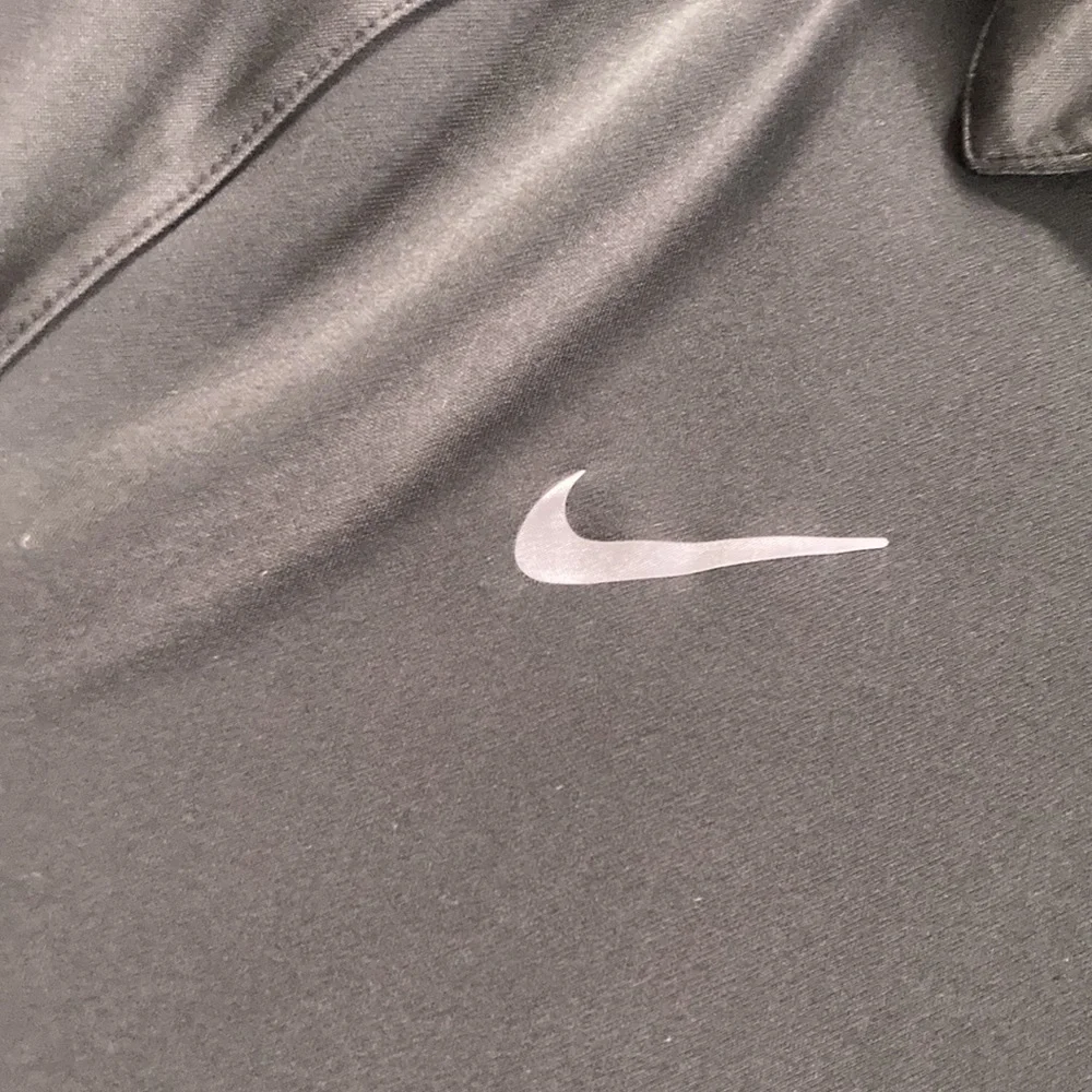 Nike Polo Shirt - Picture 3 of 7